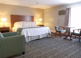 Hampton Village Inn 5