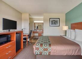 SureStay Hotel by Best Western Bowling Green North 4