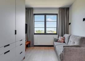 DOKI Living & Foodhall by Downtown Apartments 4