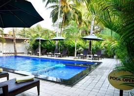Majestic Beach Comforts - Beachfront 4