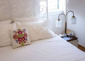 Castle View at Lisbon Heart Apartment, By TimeCooler 5
