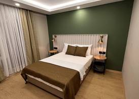 Red Castle Hotel & Pub 4