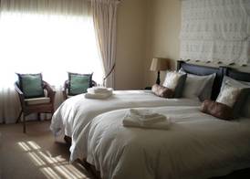 Porcupine Ridge Guest House 5