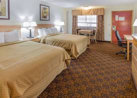 Days Inn by Wyndham Black Bear 4