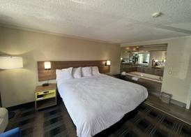 Days Inn by Wyndham Liverpool/Syracuse 5