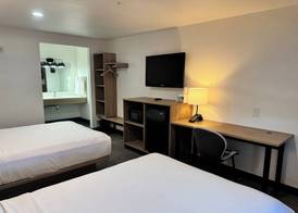 Rodeway Inn & Suites Rancho Mirage - Palm Desert Area 3