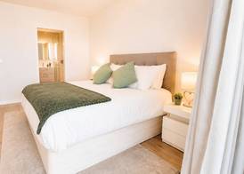 Vanguard View Apartment 4
