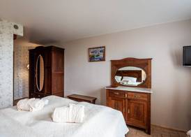 Boutique Hotel Anna by EJ Hotels 3