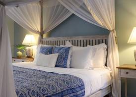 Maniumpathy Hotel 5