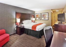 Holiday Inn Express & Suites ATLANTA-CUMMING by IHG 3