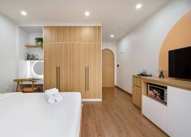 Moonlit Suites 4
