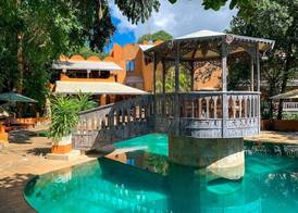 Nomad Beach Resort 2