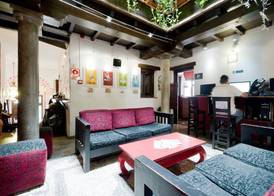 Oasis Backpackers' Hostel Granada 4
