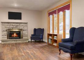 Travelodge by Wyndham Port Elgin 2