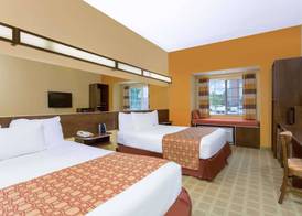 Microtel Inn & Suites by Wyndham Greenville/University Medic 5