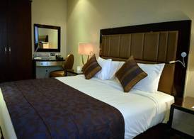Premium Strato Hotel 4
