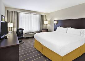 Holiday Inn Express SAULT STE MARIE by IHG 4
