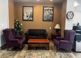 Hotel Piney Woods 2