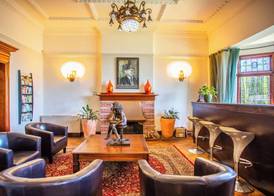 Cape Riviera Guesthouse 3