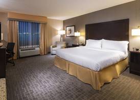 Holiday Inn Express & Suites HAYS by IHG 2