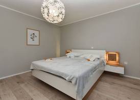 Apartment 1481 2