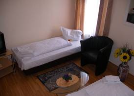Hotel garni Djaran 4