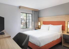Candlewood Suites EAGAN ARPT SOUTH - MALL AREA by IHG 3