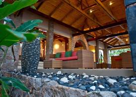 Coco de Mer Hotel and Black Parrot Suites 3
