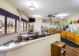 Quality Inn Sheboygan North I-43 5