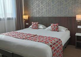 Brit Hotel Ploermel - Hotel de l'Hippodrome 4