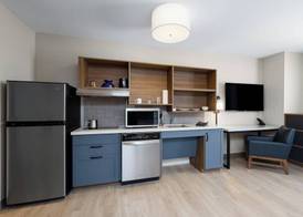 Candlewood Suites MCPHERSON by IHG 4