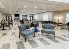 La Quinta Inn & Suites by Wyndham Ankeny IA - Des Moines IA 3