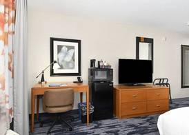 Fairfield Inn & Suites by Marriott Portland Airport 5