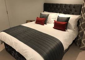 Cavendish House with Secure, Allocated Parking, 2 mins walk from Windsor Castle 3