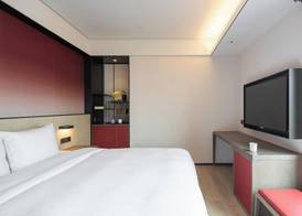 Joya Shanghai Xujiahui Hotel 3