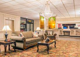 Ramada by Wyndham Paintsville Hotel & Conference Center 5