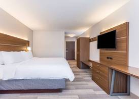 Holiday Inn Express & Suites EAU CLAIRE NORTH by IHG 3