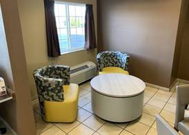 Microtel Inn & Suites by Wyndham Prairie du Chien 3
