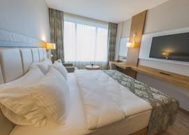 Yildiz Life Hotel 5