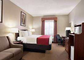 Ramada by Wyndham Elizabethtown 5