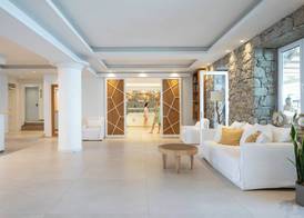 Acrogiali Beachfront Hotel Mykonos 4