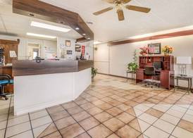 Econo Lodge Eden 2