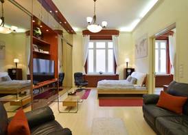 Ultra central apartment at Synagogue 3
