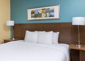 Fairfield Inn & Suites Lincoln 3