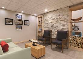 Country Inn & Suites by Radisson, Beavercreek-Dayton 3