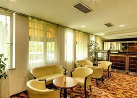 Hotel Forum - Free Parking for cars 4