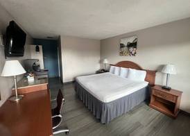 Days Inn by Wyndham Chico 5
