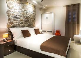Split Oasis Studio Apartments 3