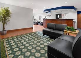 Microtel Inn by Wyndham - Albany Airport 4
