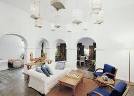 Adhisthana Hotel Yogyakarta 3